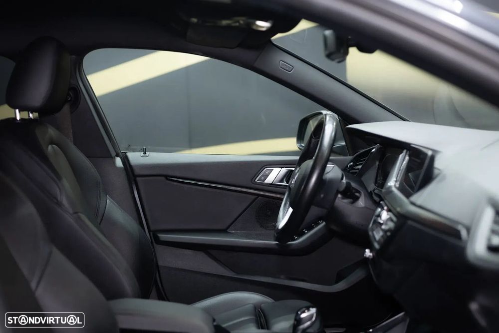 BMW 216 Gran Coupé - 24