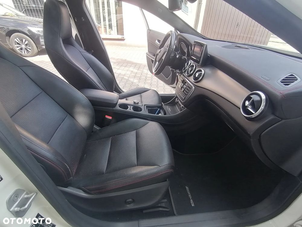 Mercedes-Benz GLA 220 CDI 4-Matic - 22