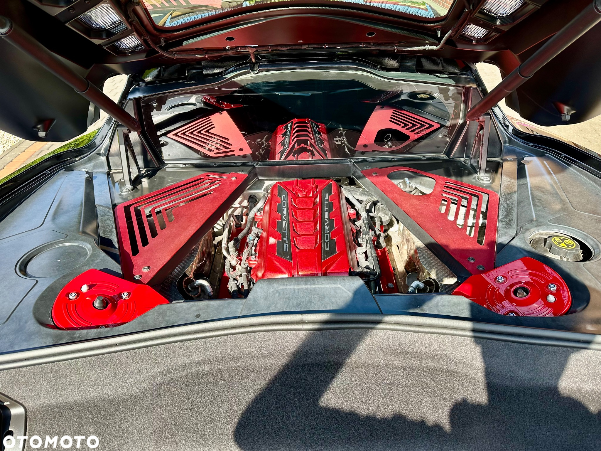 Chevrolet Corvette - 12
