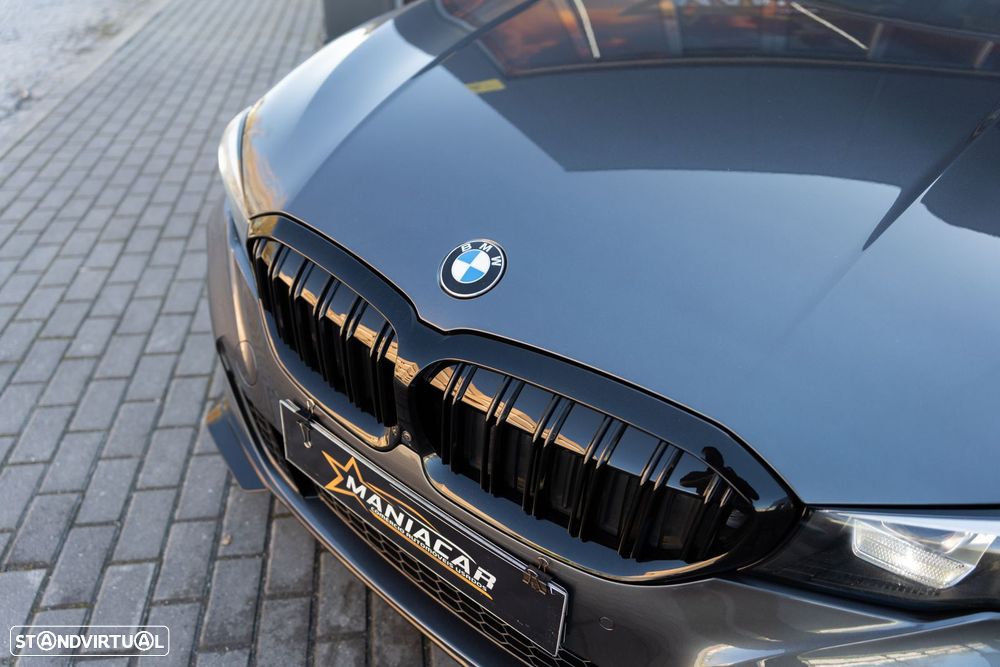 BMW 320 d xDrive Pack M Auto - 31