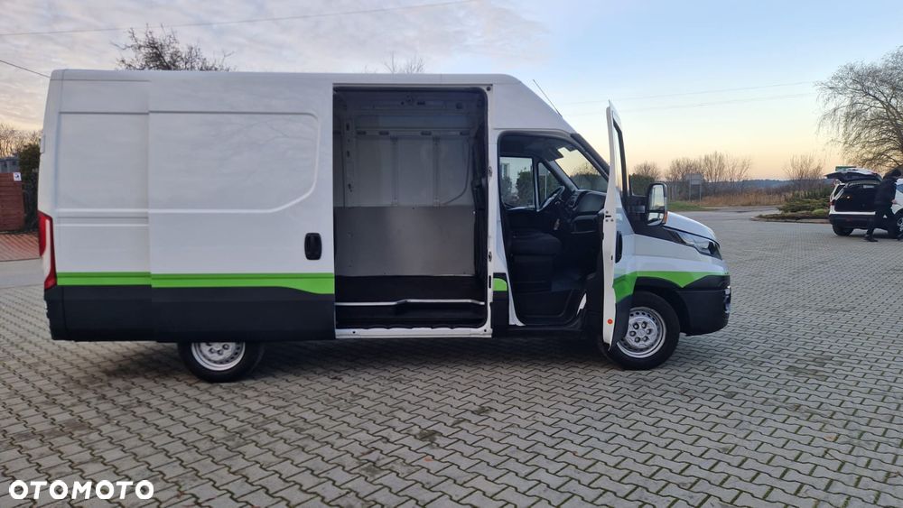 Iveco DAILY 35-130 - 18