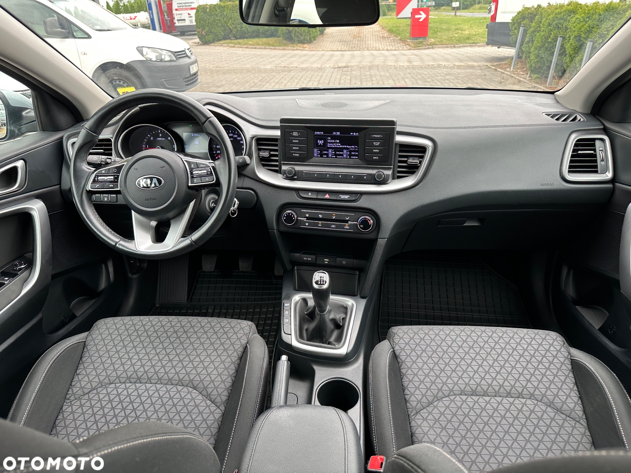 Kia Ceed 1.6 CRDi SCR M - 15