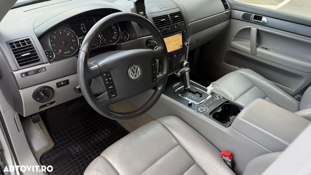 Volkswagen Touareg - 7