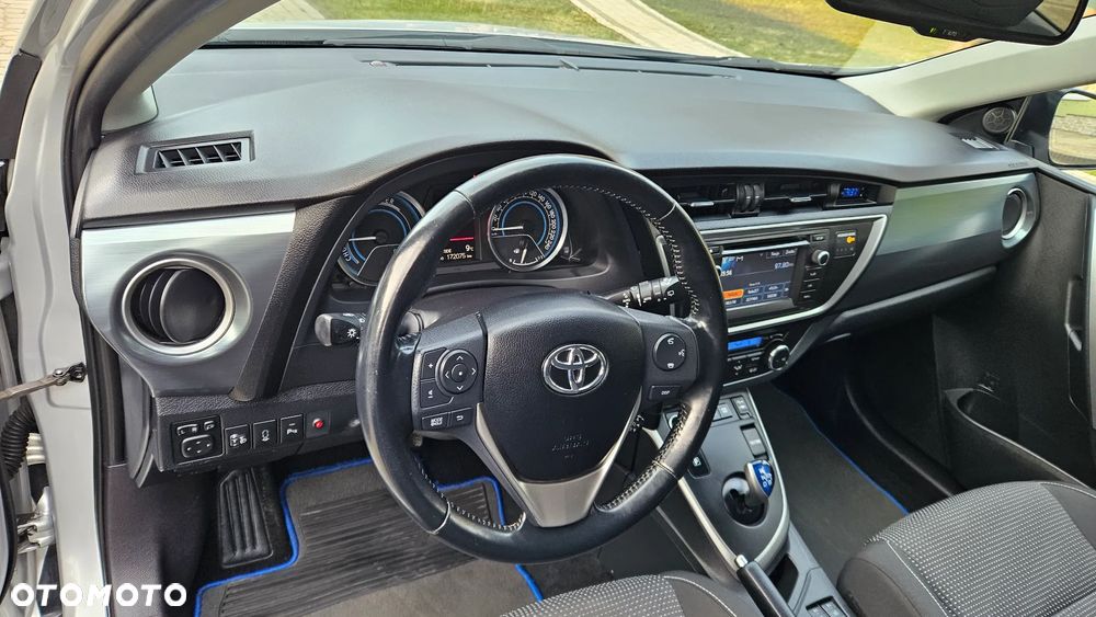Toyota Auris - 18