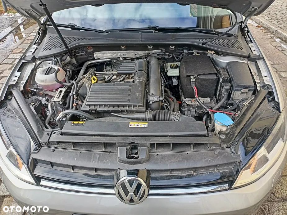 Volkswagen Golf 1.4 TSI Sound - 26