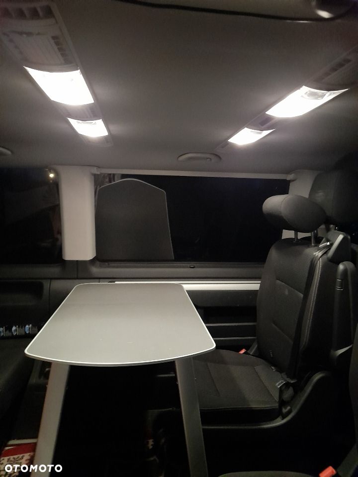 Volkswagen Multivan 2.0 TDI L1 Trendline DSG - 17