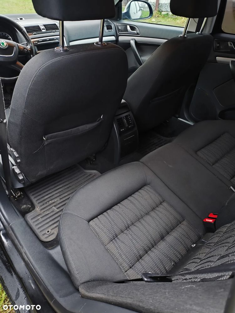 Skoda Octavia 2.0 TDI DPF 4x4 Elegance - 6