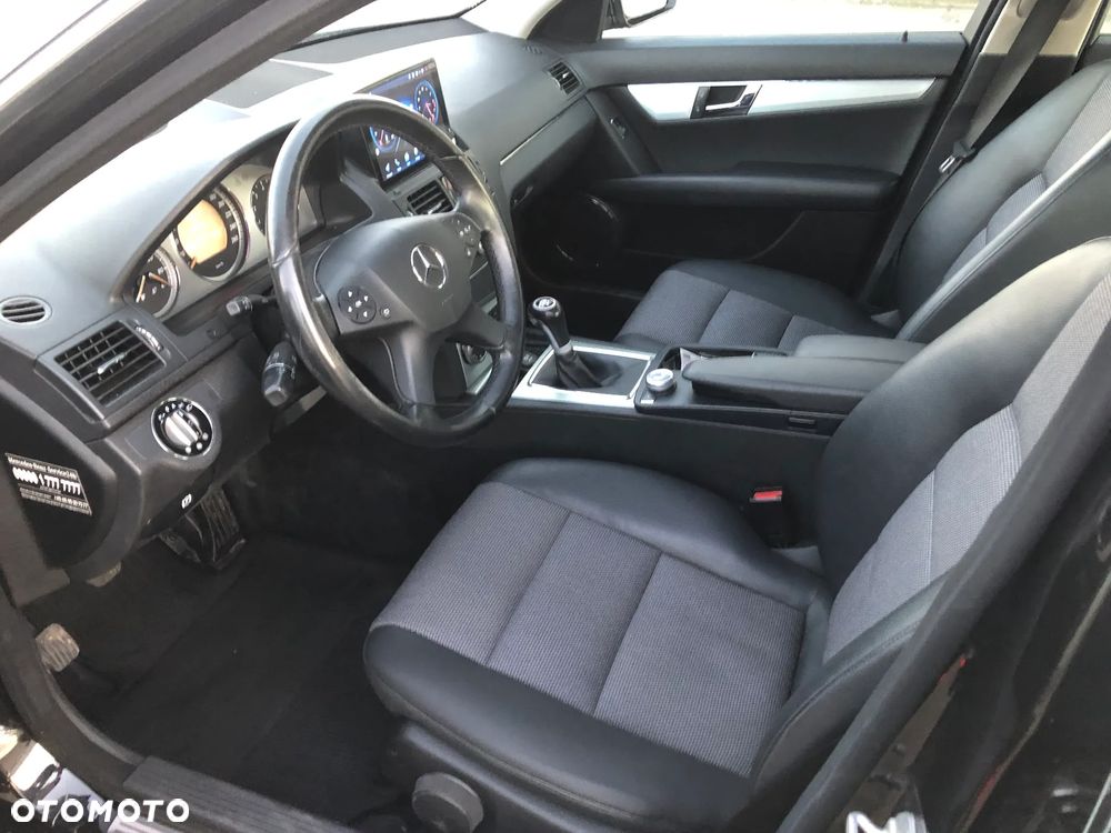 Mercedes-Benz Klasa C 200 Kompressor Avantgarde - 9