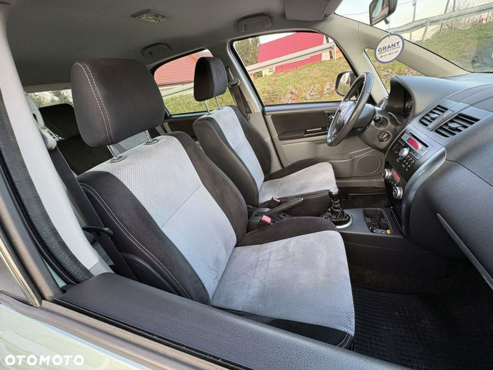 Suzuki SX4 - 6