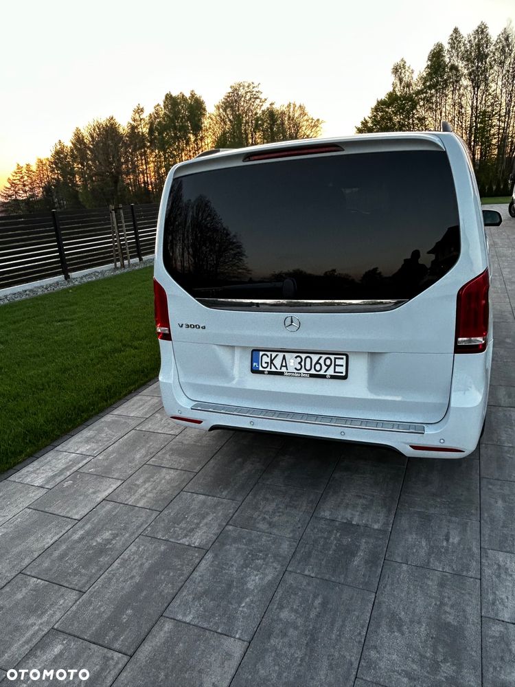 Mercedes-Benz Klasa V 300 d Avantgarde 9G-Tronic (d³ugi) - 4