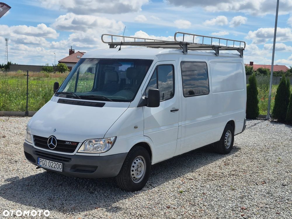 Mercedes-Benz Sprinter - 6