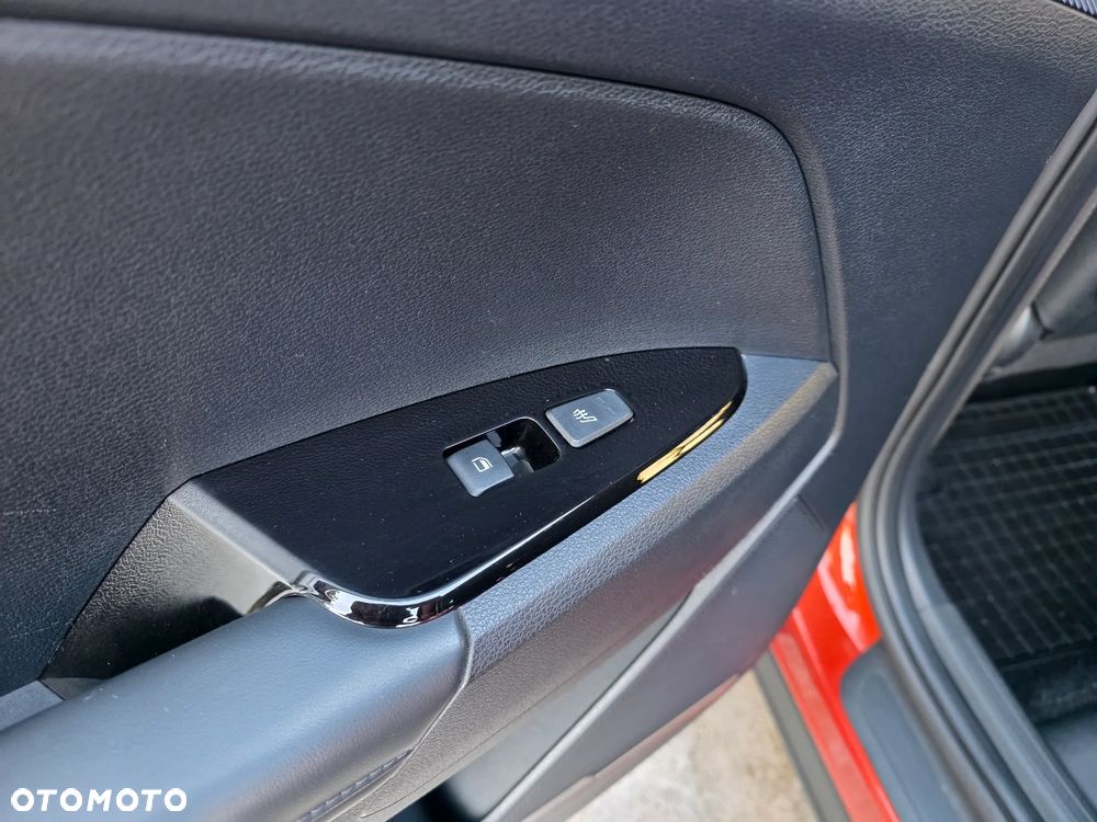 Kia Sportage 1.6 T-GDI HEV L 4WD - 26