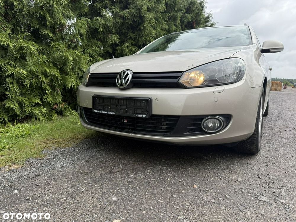 Volkswagen Golf - 6
