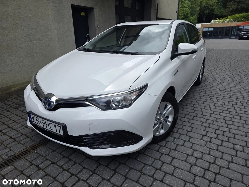 Toyota Auris - 2