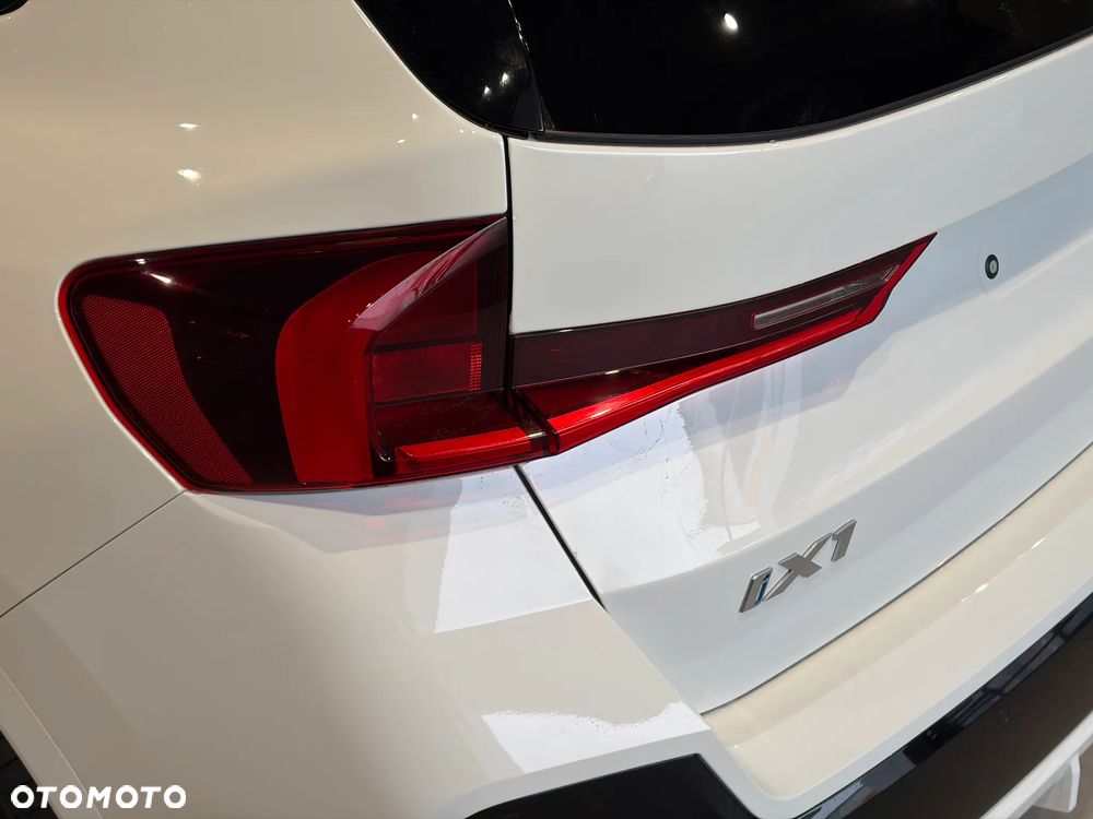 BMW iX1 eDrive20 66.5kWh - 16