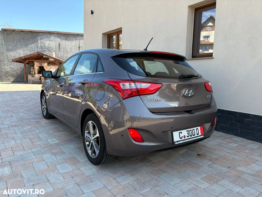 Hyundai i30 1.4 MPi TPMS Classic - 13
