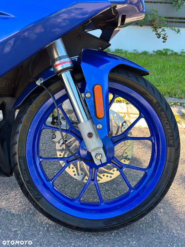 Aprilia RS - 19