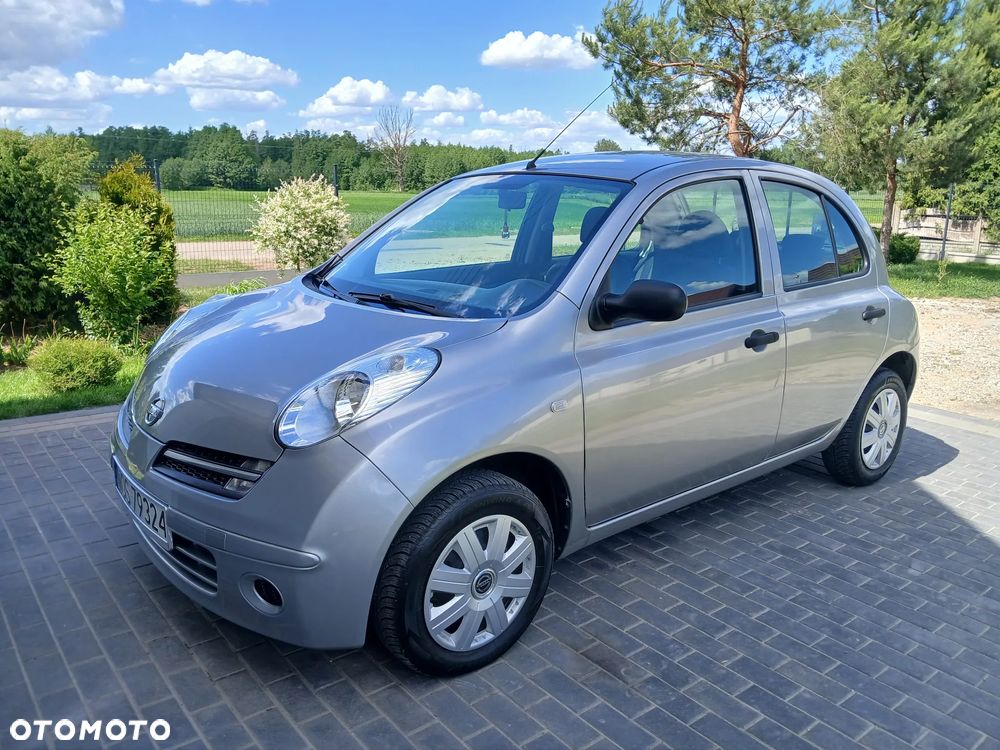 Nissan Micra - 1