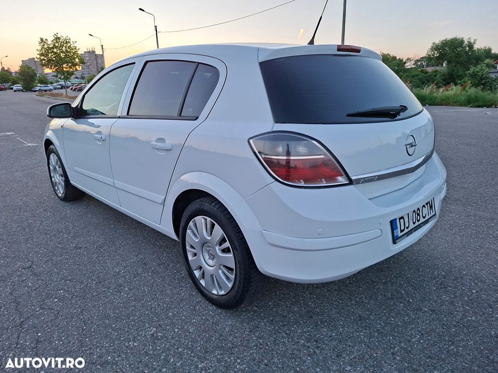 Opel Astra - 10