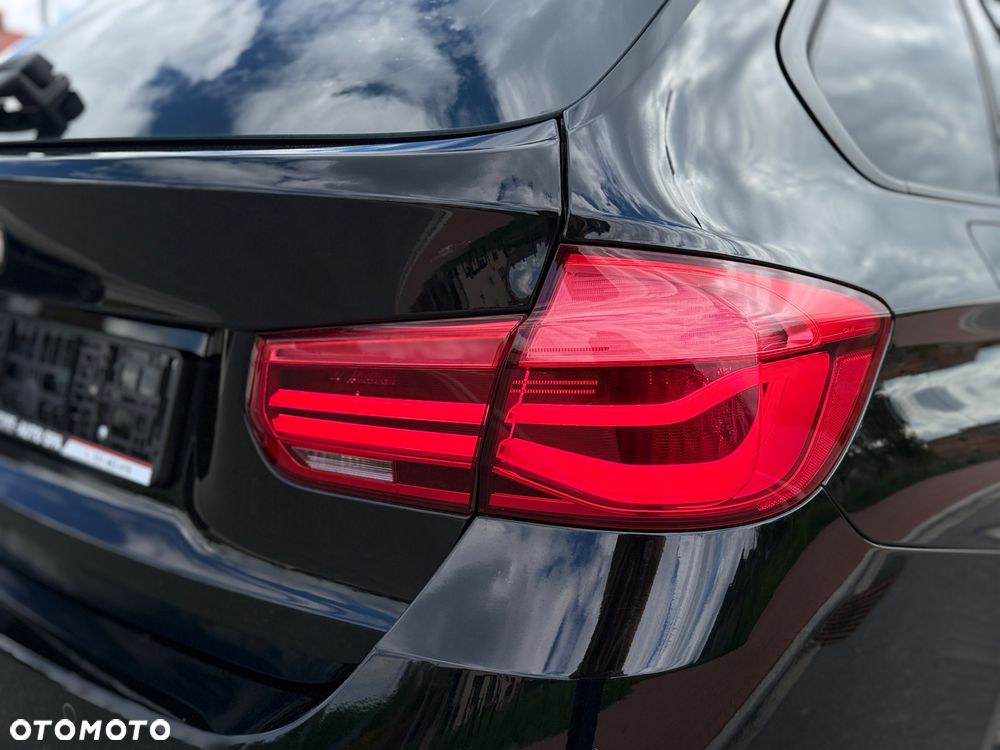 BMW Seria 3 320d Efficient Dynamics Sport Line - 14