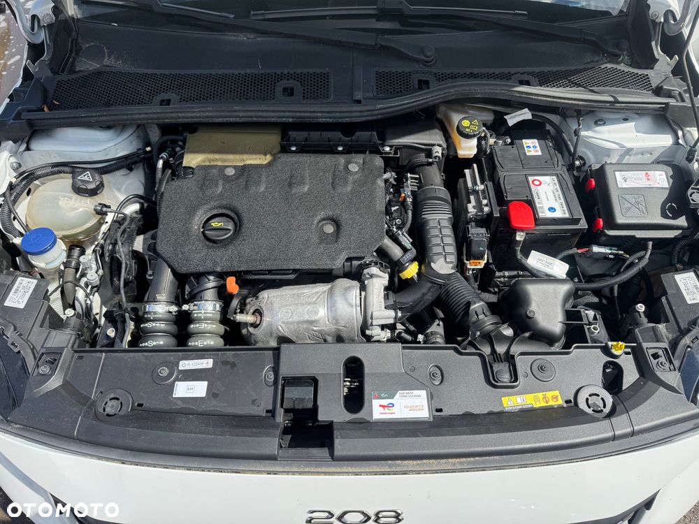 Peugeot 208 - 10