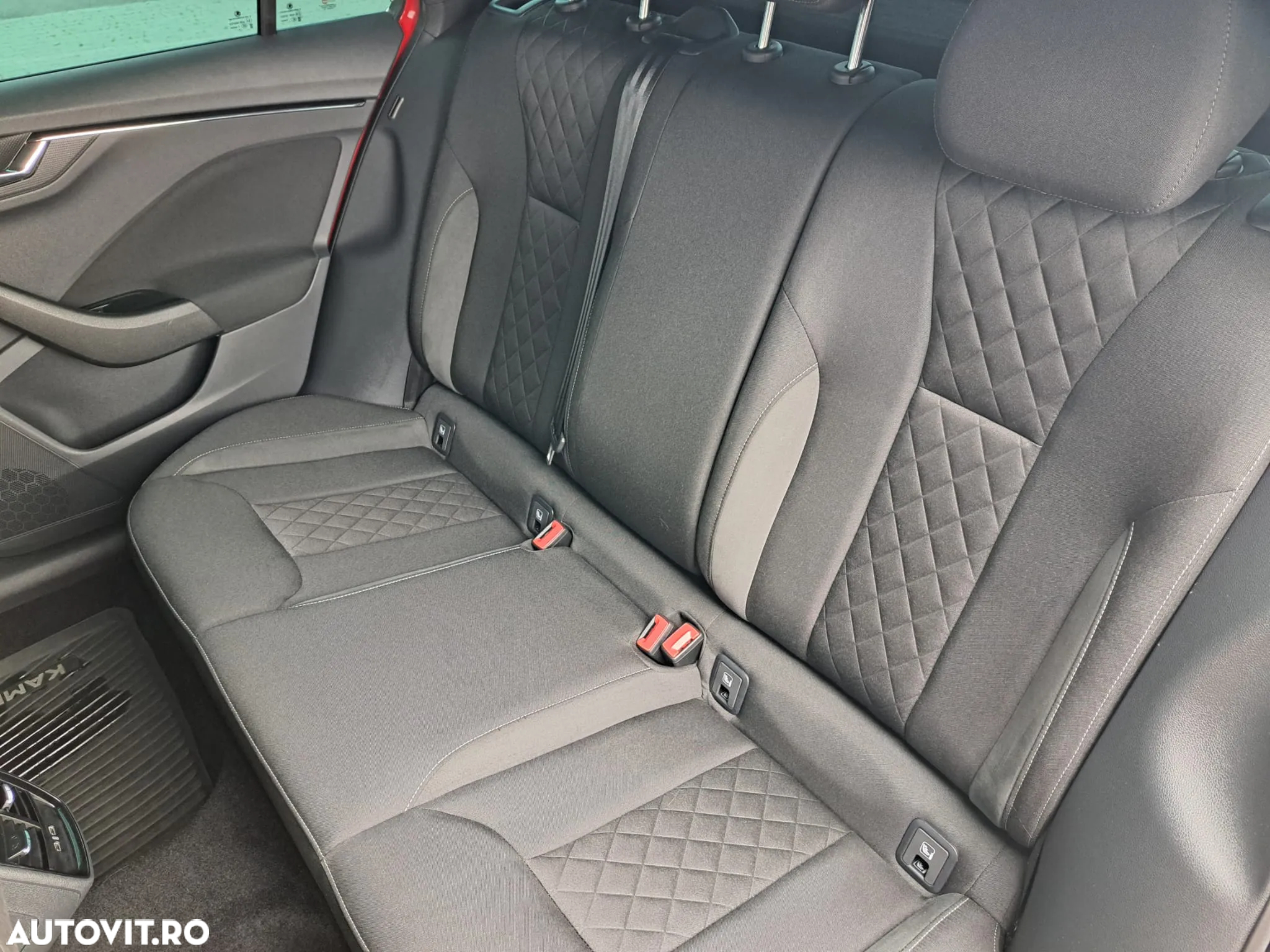 Skoda Kamiq 1.0 TSI DSG Style - 38