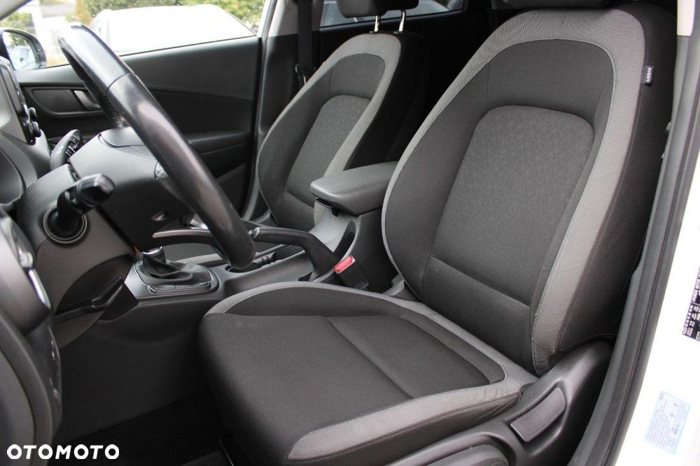 Hyundai Kona - 16