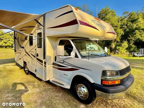 Ford Sunseeker E-450 Cutaway - 35