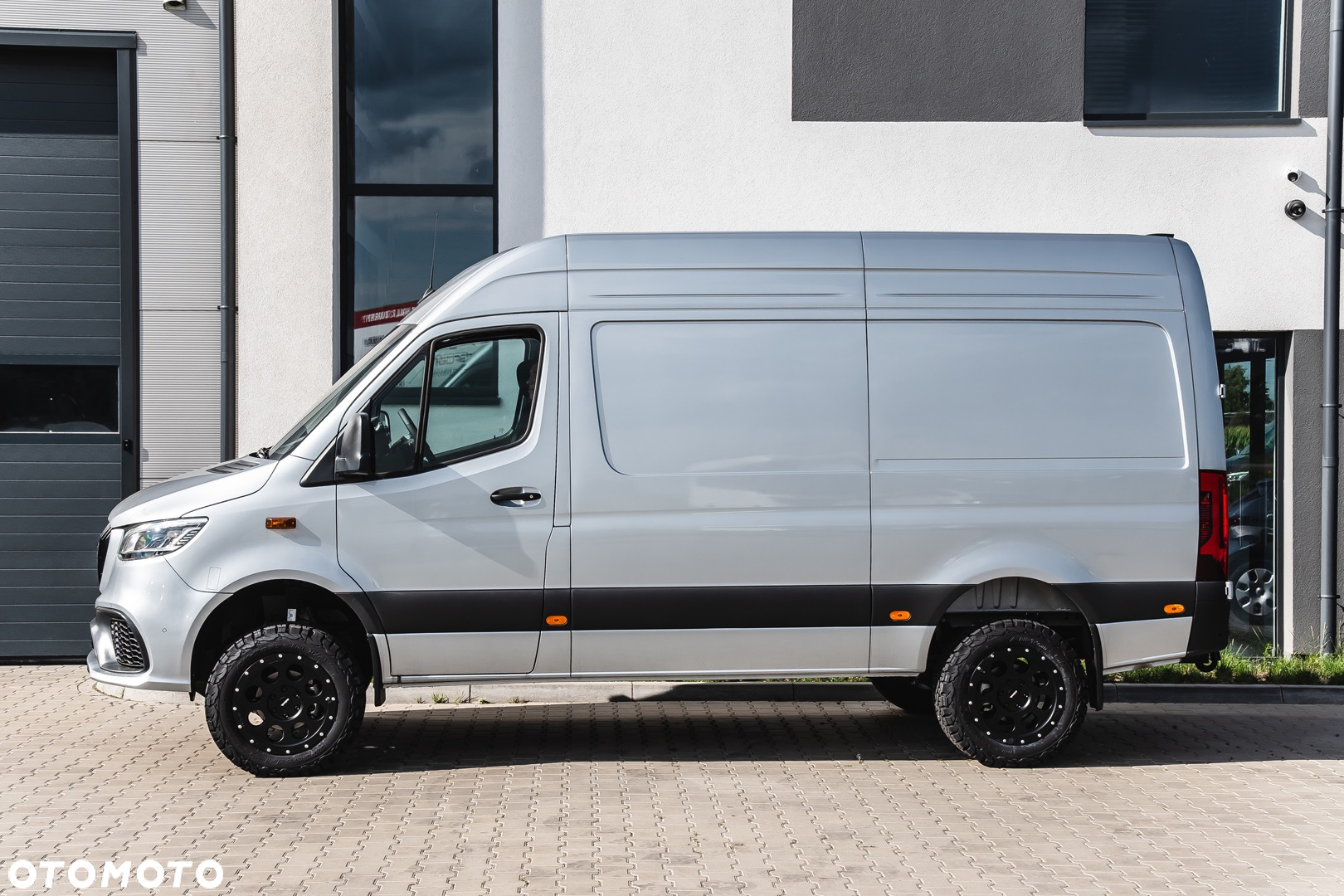 Mercedes-Benz SPRINTER 4x4 - 8