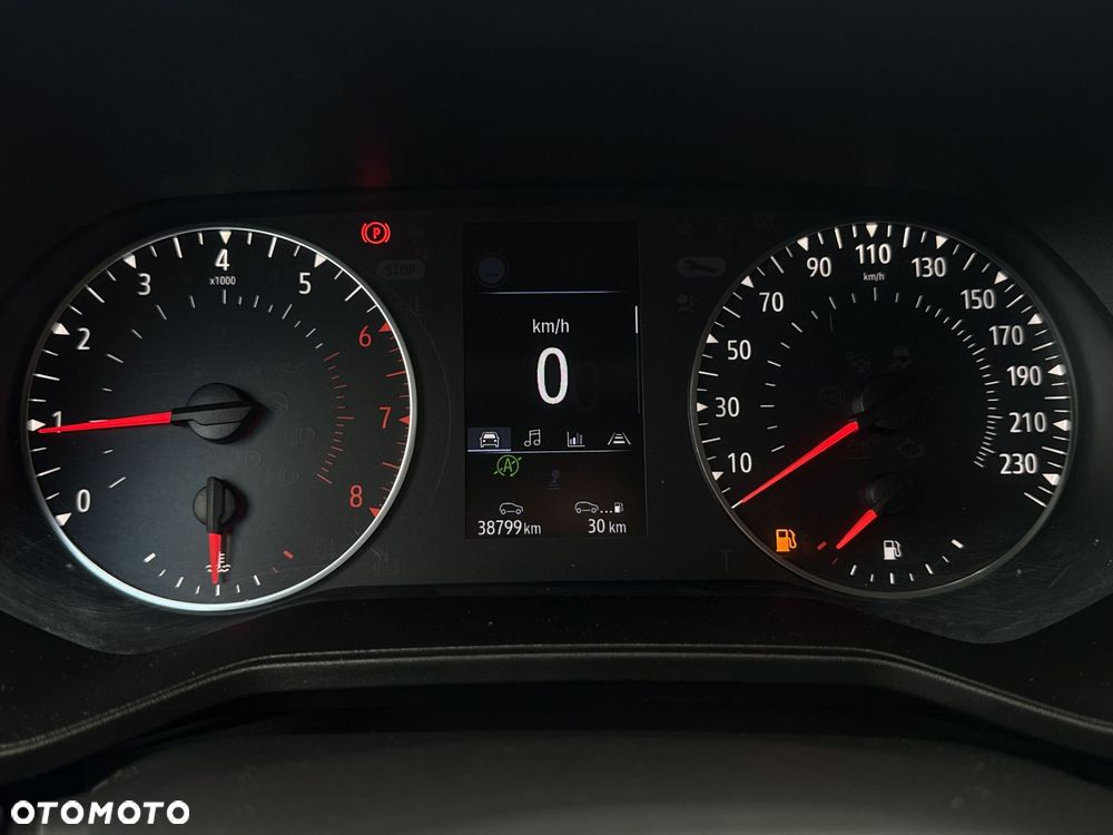 Renault Clio 1.0 TCe Equilibre - 27