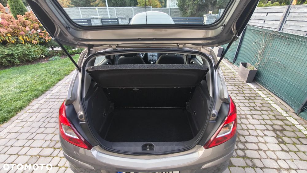 Opel Corsa - 9