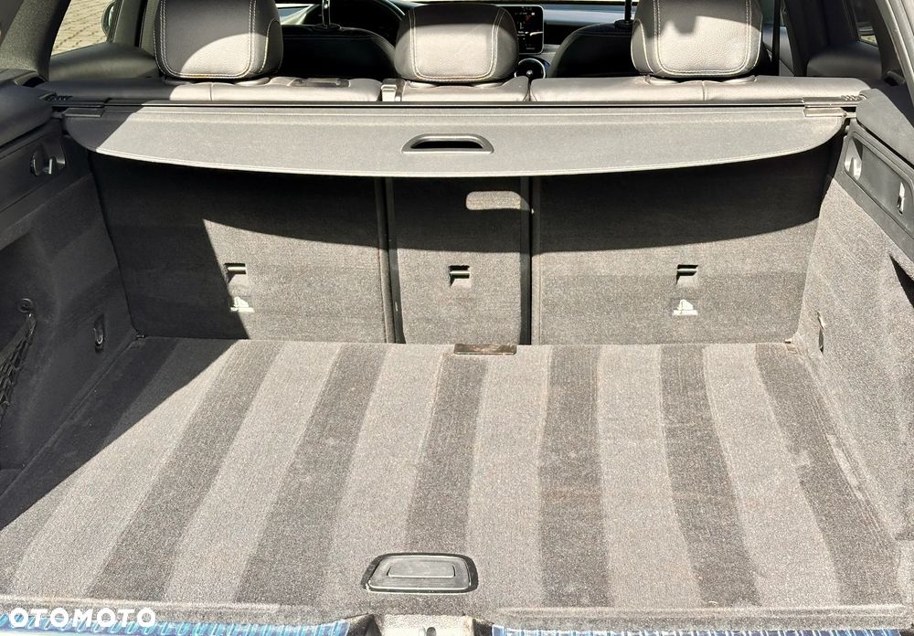 Mercedes-Benz GLC - 26