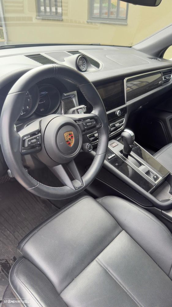 Porsche Macan T - 7