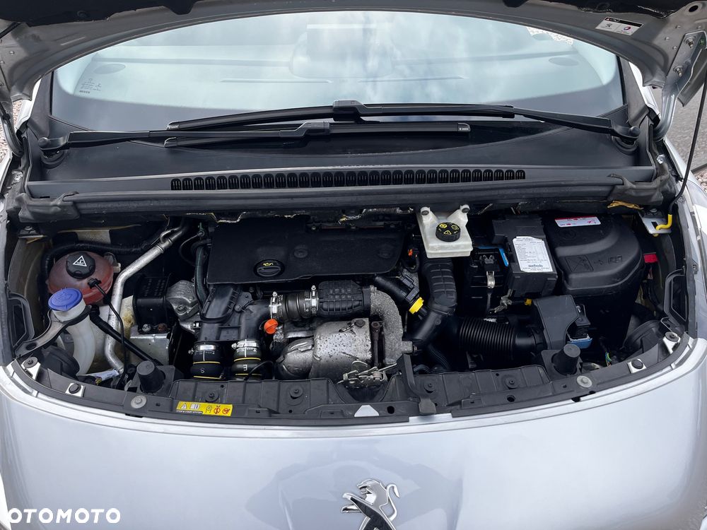 Peugeot 3008 1.6 BlueHDi Allure S&S EAT6 - 34