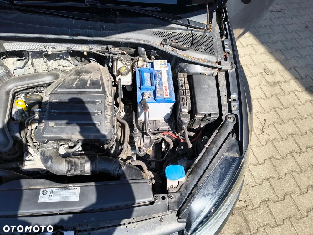 Volkswagen Golf - 14