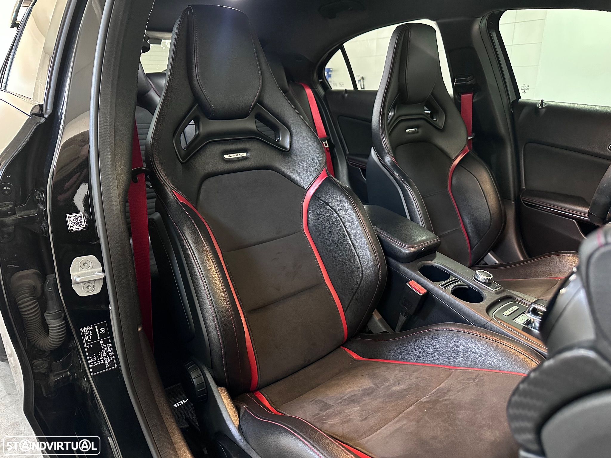 Mercedes-Benz A 45 AMG 4Matic Speedshift 7G-DCT Edition 1 - 26