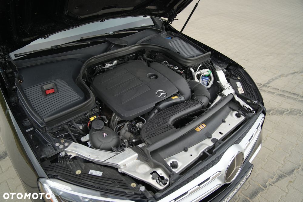 Mercedes-Benz GLC 300 4Matic 9G-TRONIC Exclusive - 21