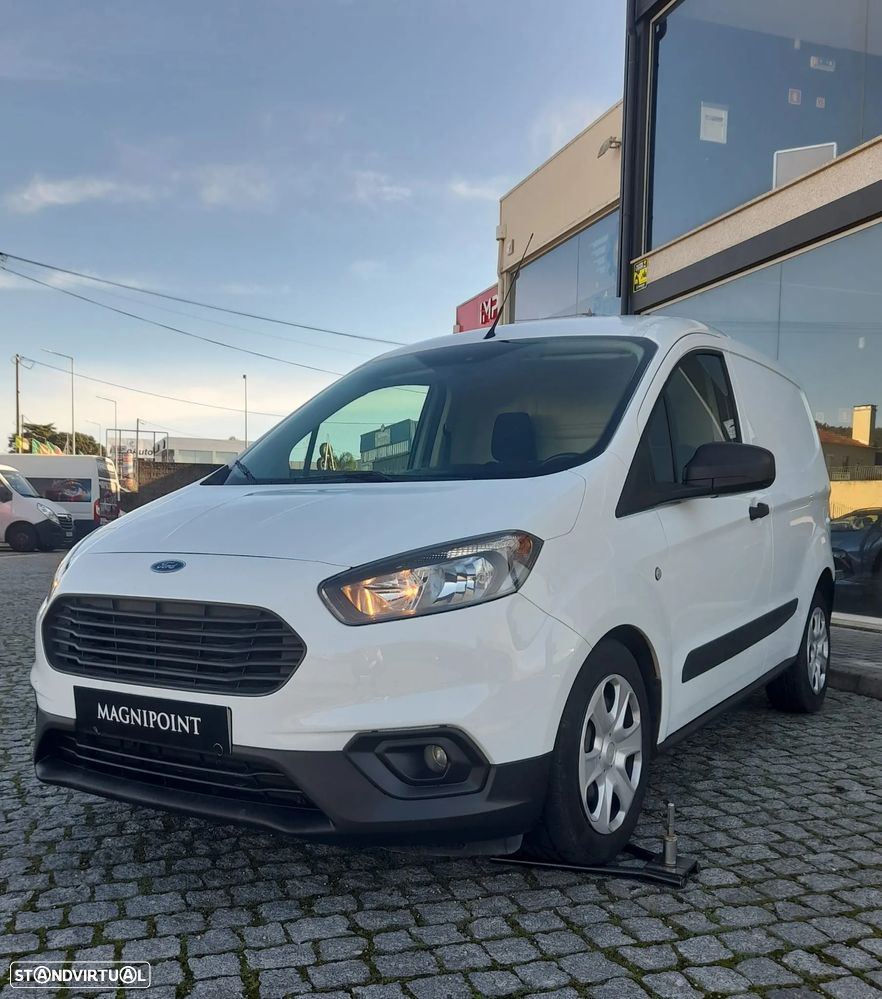 Ford Transit Courier - 1