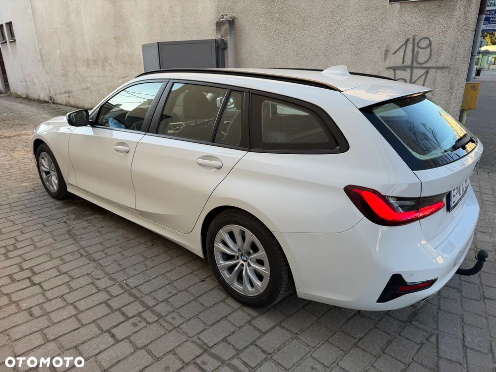 BMW Seria 3 318d Edition Luxury Line Purity - 10