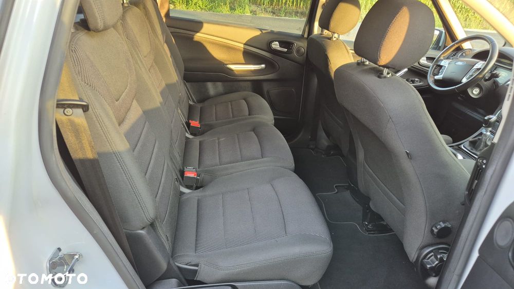Ford S-Max - 7