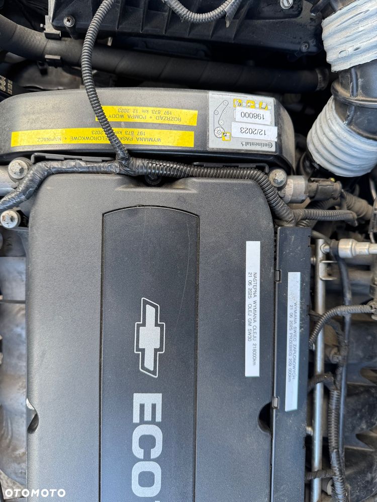 Chevrolet Cruze 1.8 LT - 21