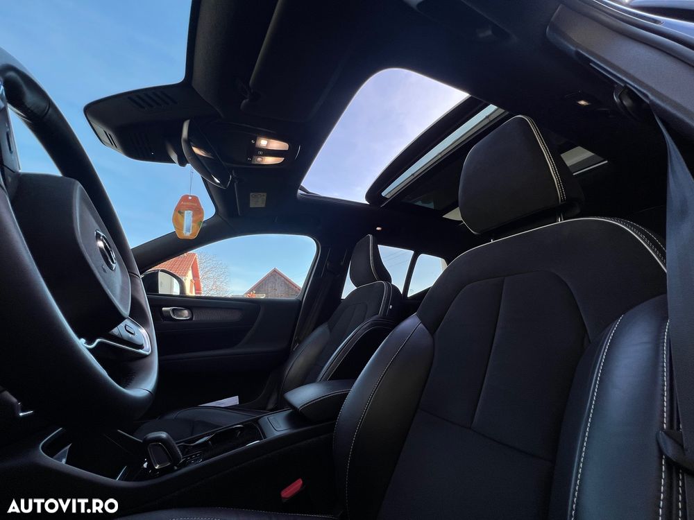 Volvo XC 40 Recharge Twin Motor AWD Plus - 28