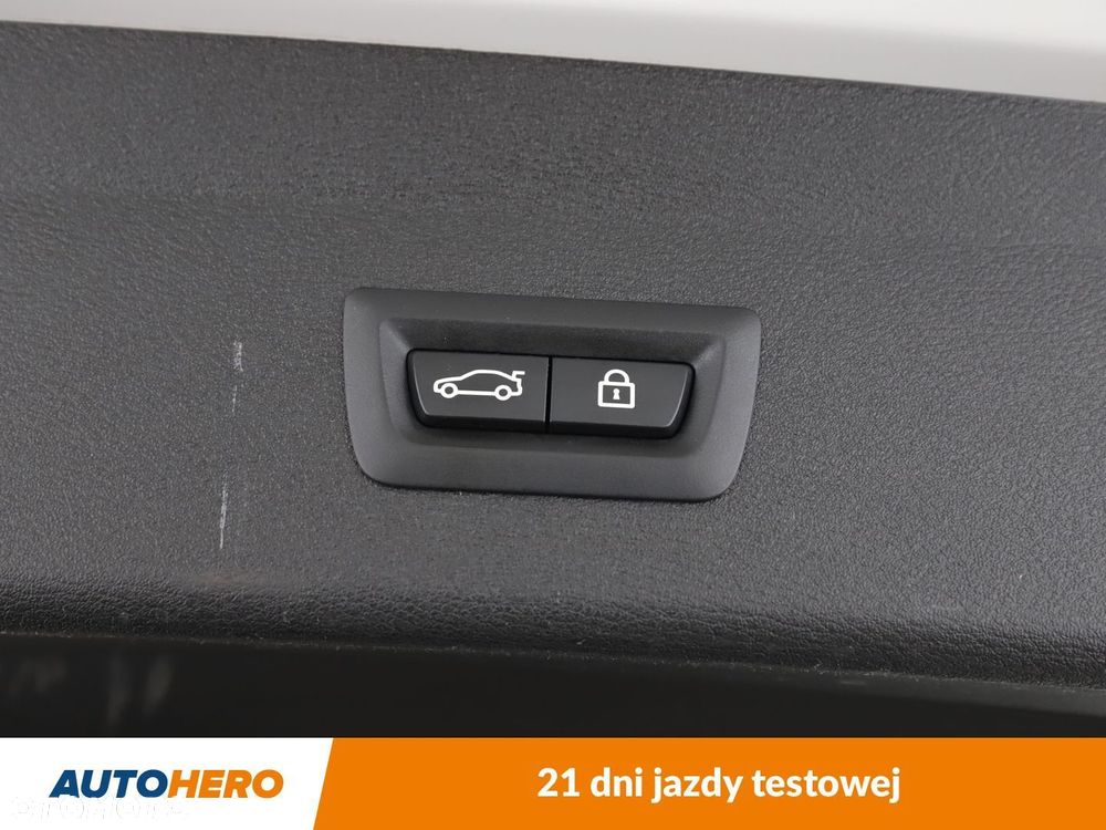 BMW X1 sDrive20d xLine sport - 40