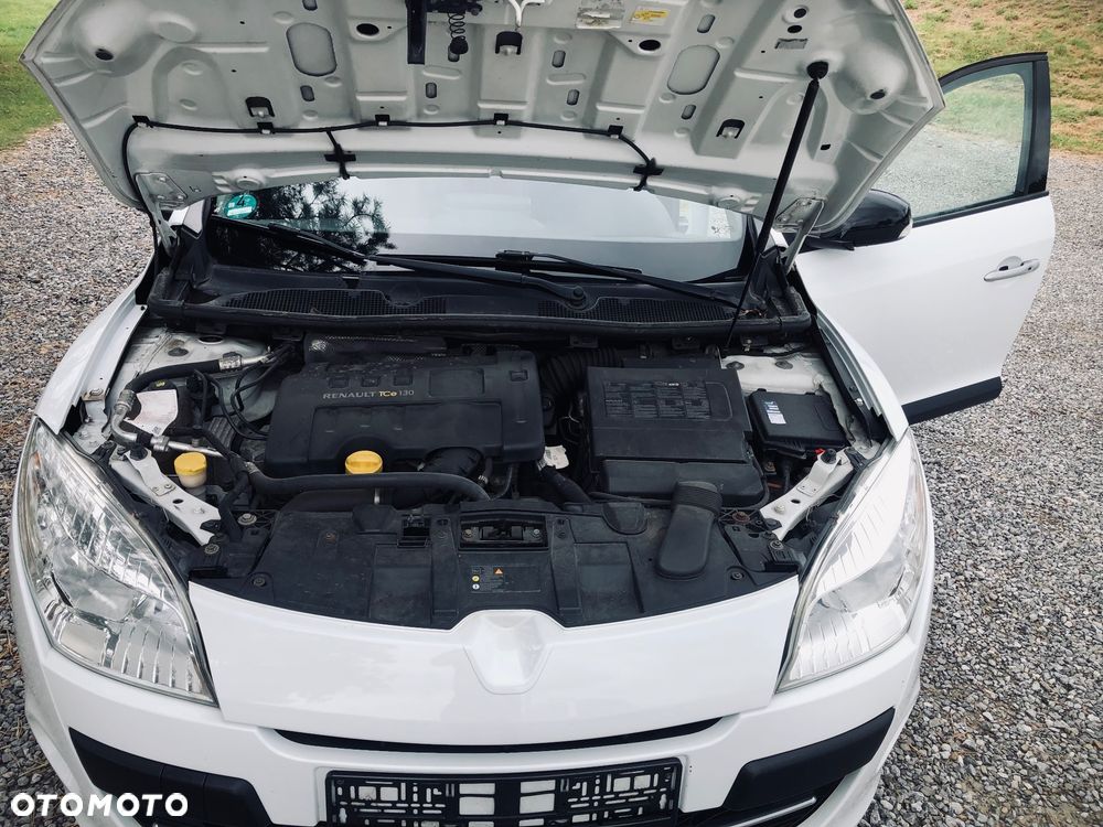 Renault Megane TCe 130 Bose Edition - 22