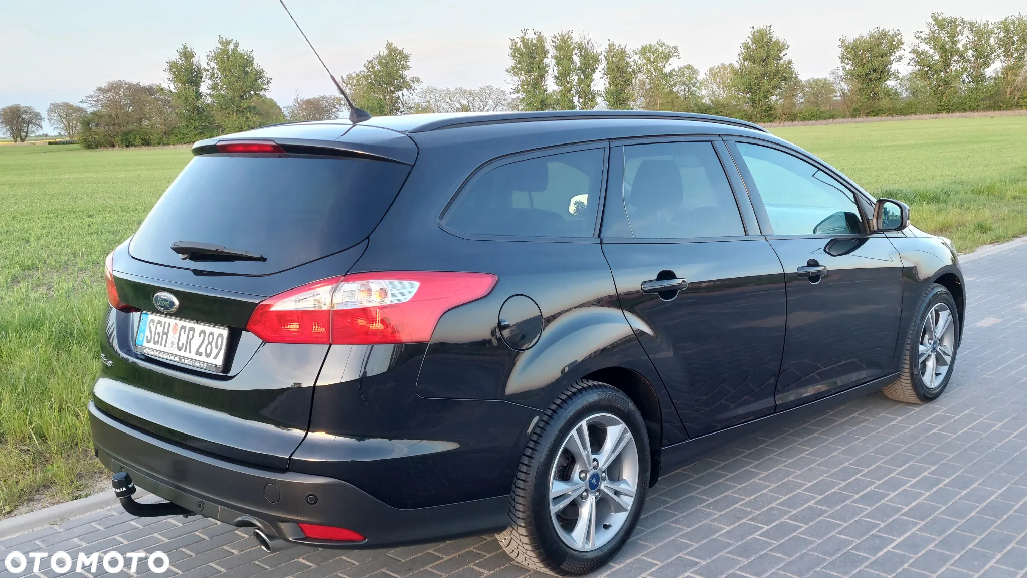 Ford Focus Turnier 2.0 TDCi DPF SYNC Edition - 6