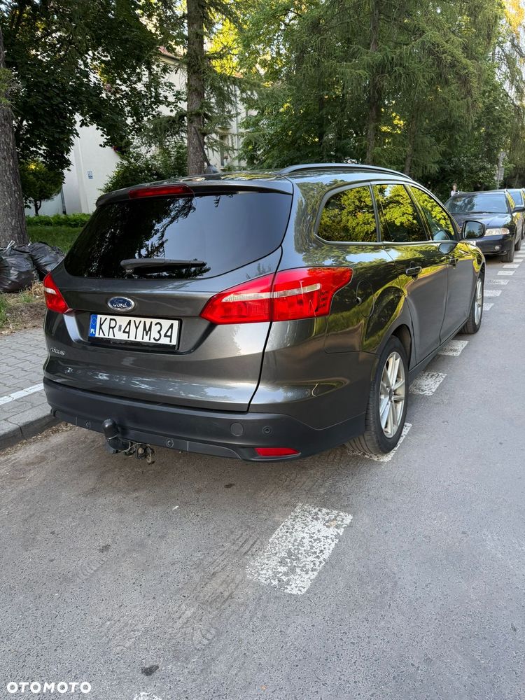 Ford Focus 1.6 Trend - 25
