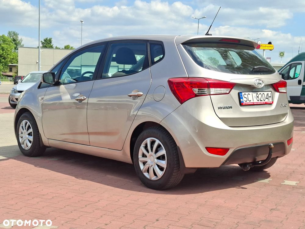 Hyundai ix20 1.4 BlueDrive Classic + - 3