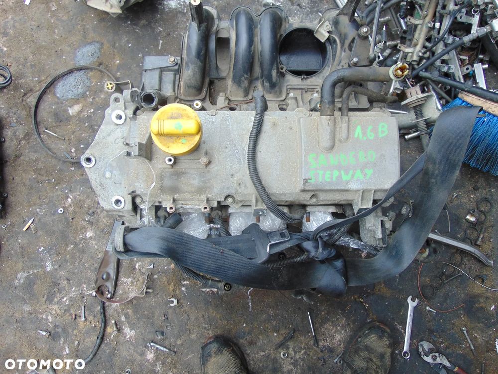 Silnik Dacia sandero logan 1,6 B k7MA800 sandero 85 tyś (pewny palił na dotyk)