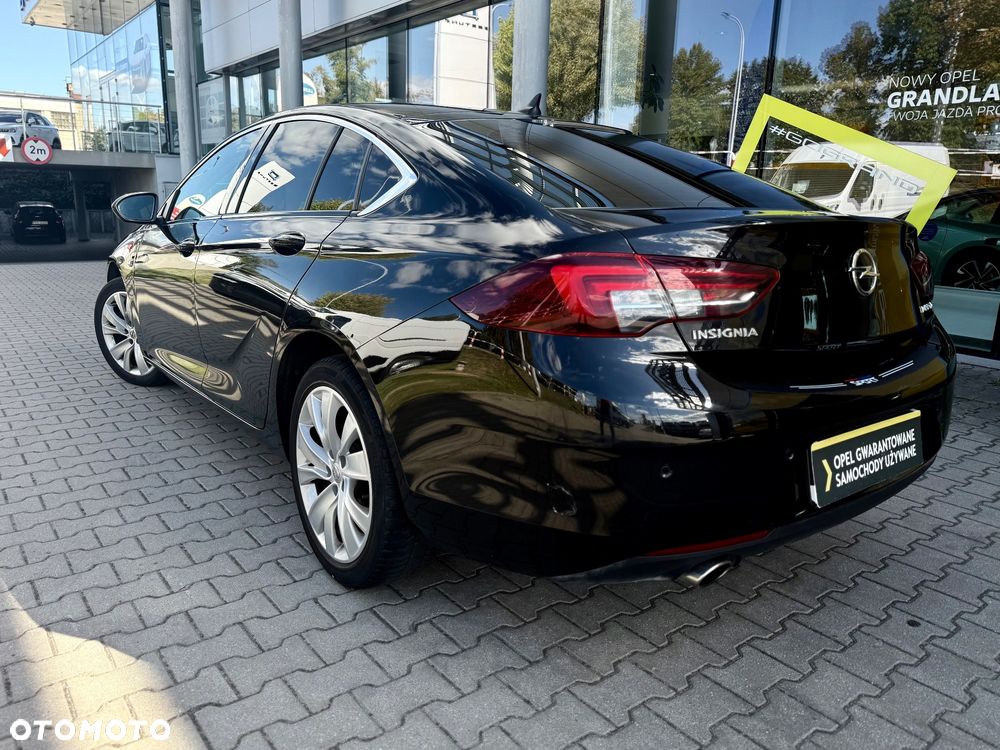 Opel Insignia 2.0 CDTI automatik Sport - 2