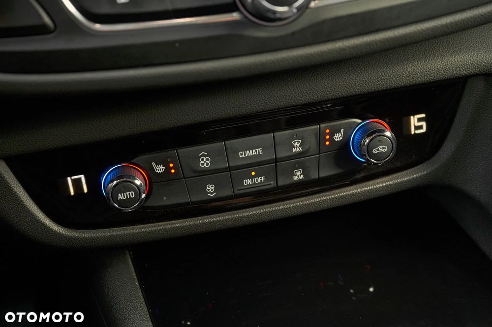 Opel Insignia 2.0 CDTI Business Elegance S&S - 33